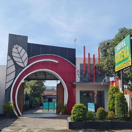 Oyo 90831 Hotel Gardenia Prambanan Solo Exterior foto